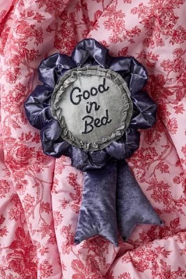 Trophy Ribbon Shape Velvet Throw Pillow