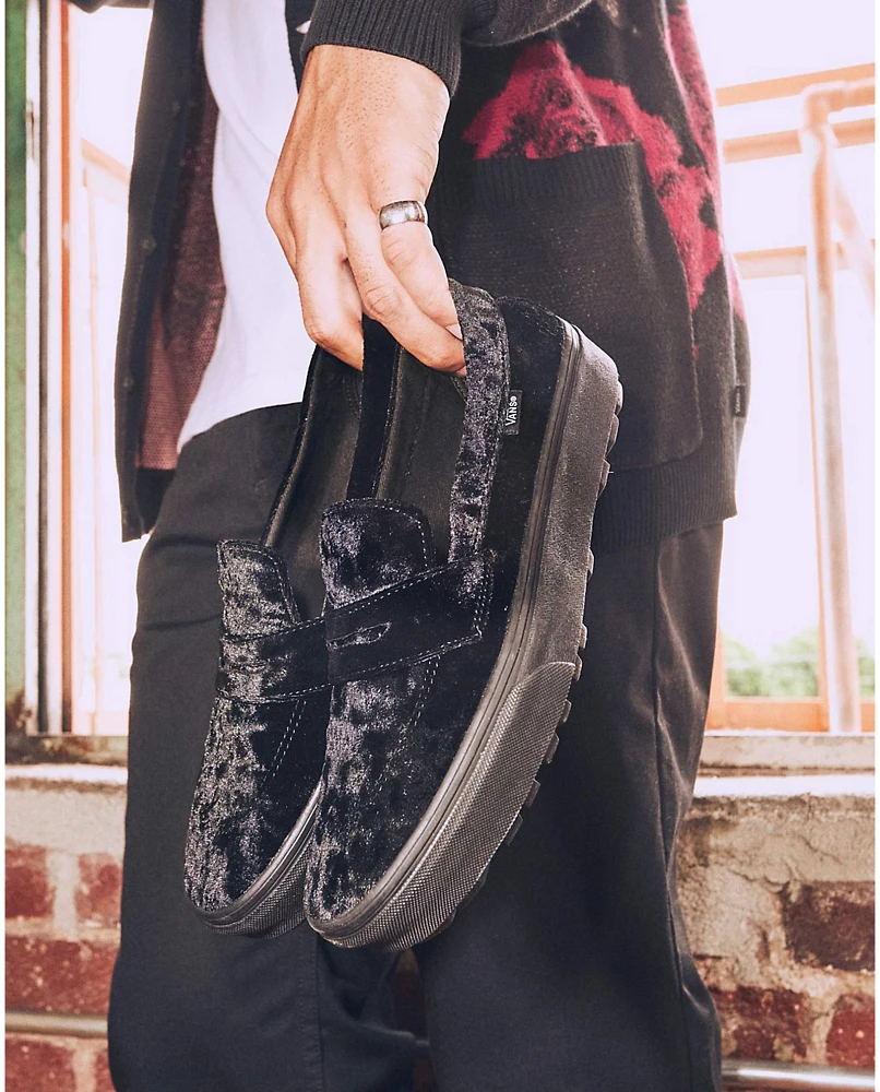 Style 53 Velvet Shoe