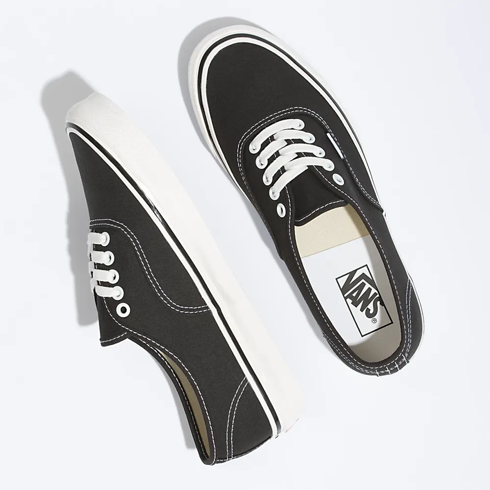 Vans | Authentic 44 DX Anaheim Factory Black Classics Shoe