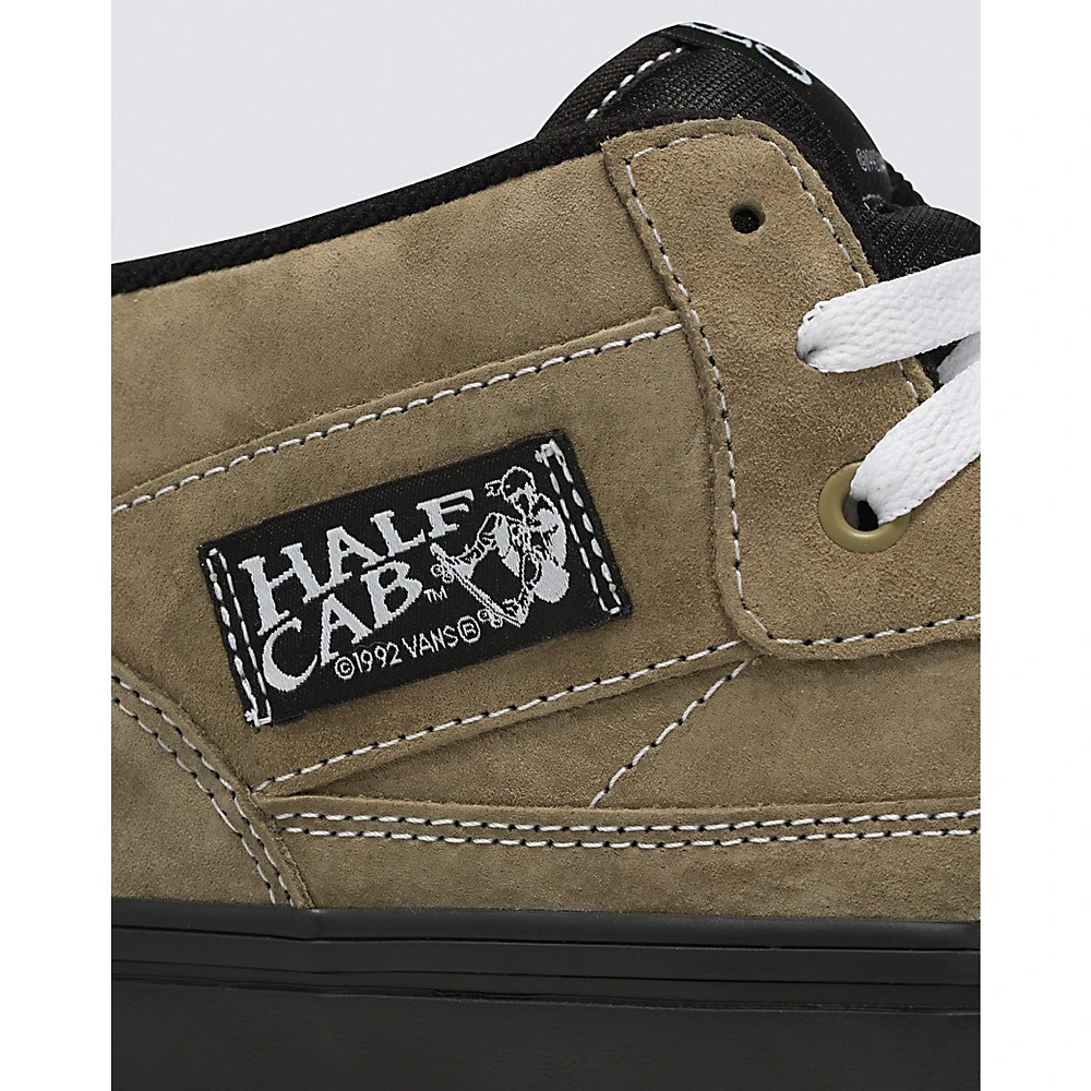 Skate Half Cab Pig Suede Shoe