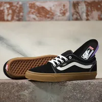 Vans | Chukka Low Sidestripe Black/Gum Skate Shoe