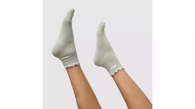 Ruffle Crew Sock Size 6.5-10