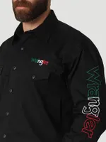 Men's Wrangler® Logo Long Sleeve Button Down Solid Shirt Black