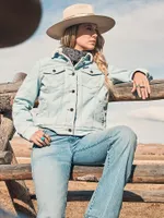 Women's Wrangler Retro® Sherpa Lined Western Denim Jacket Bleached