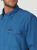 Men's Wrangler Performance Snap Long Sleeve Solid Shirt High Tide