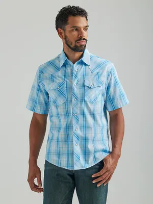 Men's Wrangler® Fashion Snap Short Sleeve Western Plaid Shirt Baby Blue