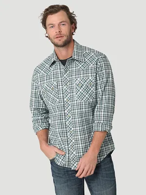 Men's Wrangler Retro® Long Sleeve Sawtooth Snap Pocket Western Shirt Dark Green