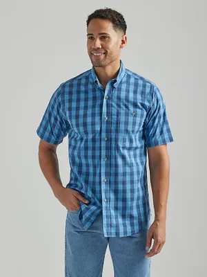 Wrangler Rugged Wear® Short Sleeve Wrinkle Resist Plaid Button-Down Shirt Deep blue