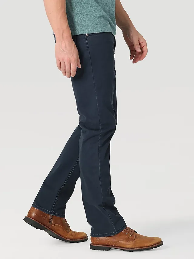 Men's Wrangler Authentics® Slim Straight Twill Pant in Anthracite