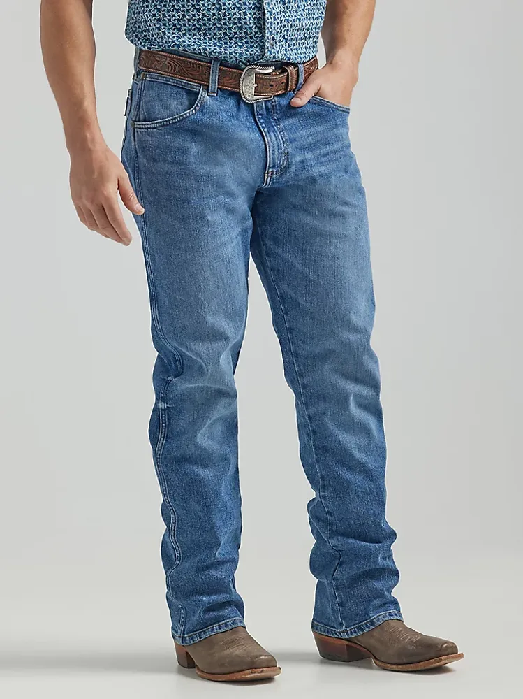 The Wrangler Retro® Premium Jean: Men's Slim Boot Shorthorn