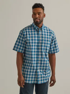 Wrangler Rugged Wear® Short Sleeve Wrinkle Resist Plaid Button-Down Shirt Hazy Blue