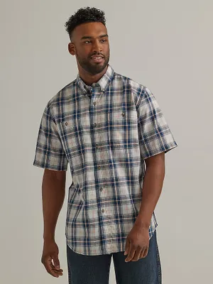 Wrangler Rugged Wear® Short Sleeve Easy Care Plaid Button-Down Shirt Dark Navy