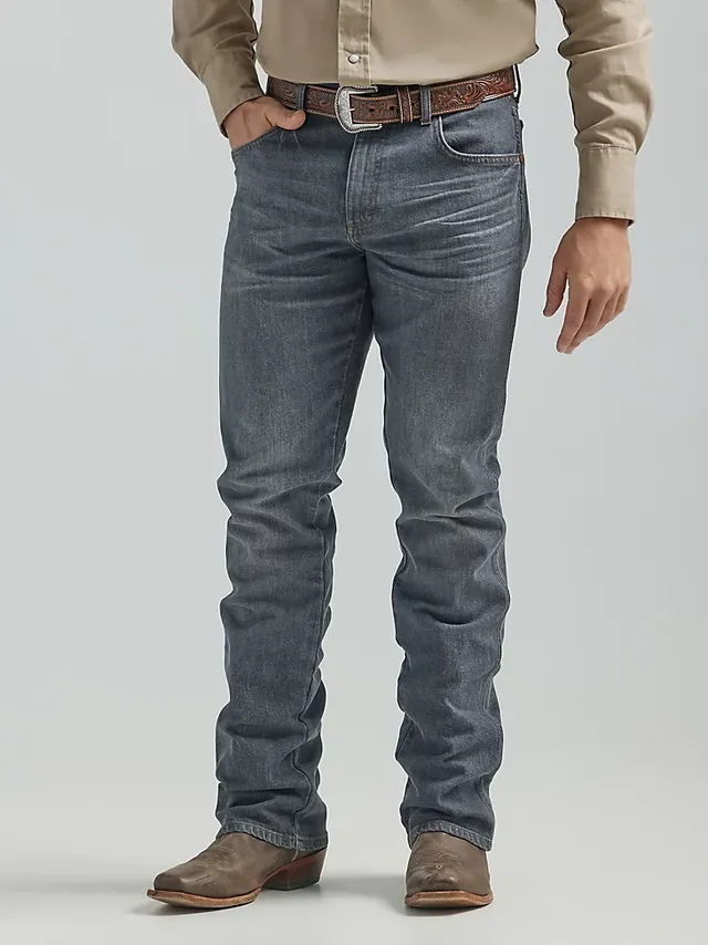 Retro Slim Fit Layton Jeans from Wrangler – Pard's Western Shop Inc.