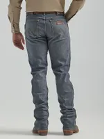 Men's Wrangler Retro® Slim Fit Bootcut Jean Clopton