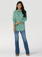 Women's Wrangler Retro® Long Sleeve Southwestern Stripe Western Snap Shirt Green Print