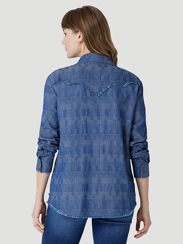 Women's Wrangler Woven Back Boyfriend Denim Western Snap Shirt