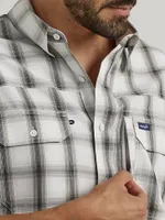 Men's Wrangler Performance Button Front Long Sleeve Plaid Shirt Overcast Sun