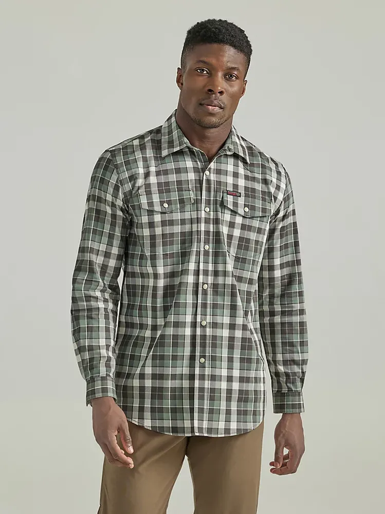 Wrangler ATG Mix Material Shirt, Olive, L Tall