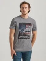 Men's Desert Flag Graphic T-Shirt Graphite
