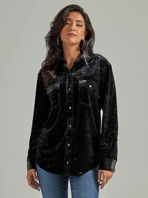 Women's Wrangler Retro® Long Sleeve Boyfriend Fit Button-Down Velvet Top Black