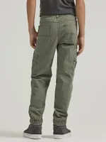 Boy's Wrangler® Free To Stretch Gamer Cargo Pant (-) Olive