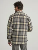 Men's Wrangler® Heavyweight Plaid Sherpa Lined Shirt Jacket Raven