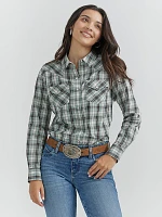 Women's Essential Long Sleeve Plaid Western Snap Top Seafoam