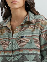 Women's Wrangler Retro® Boyfriend Western Snap Shirt Sage