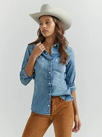 Women's Lasso Embroidered Cowboy Snap Shirt Light Wash