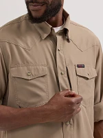 Wrangler ATG™ Men's Western Angler Shirt Desert Taupe