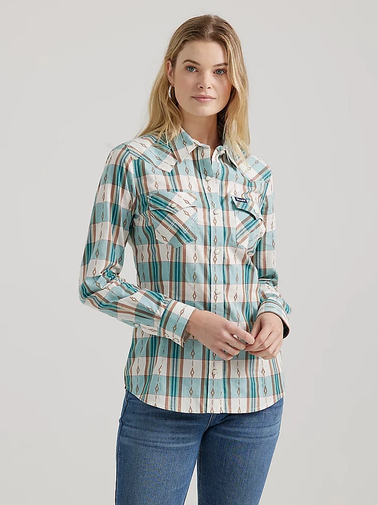 Women's Wrangler Plaid Slim Western Snap Shirt Sky Blue