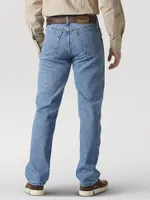 Wrangler Rugged Wear® Classic Fit Jean Rough Wash