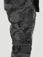 Men's Wrangler® Flex Tapered Cargo Pant Anthracite Camo