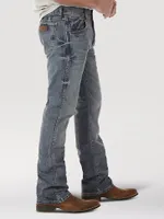 Men's Wrangler Retro® Slim Fit Bootcut Jean Greeley