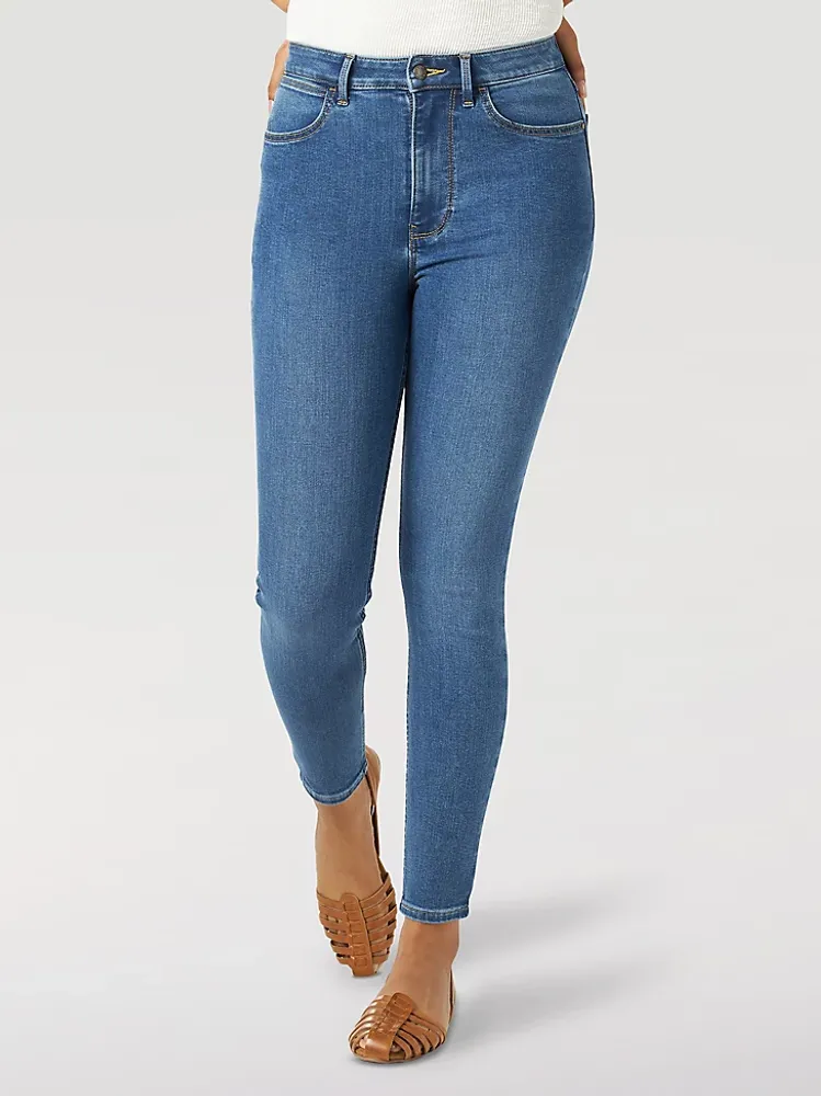 Wrangler Women's Wrangler® High Rise Unforgettable Skinny Jeans Cloud