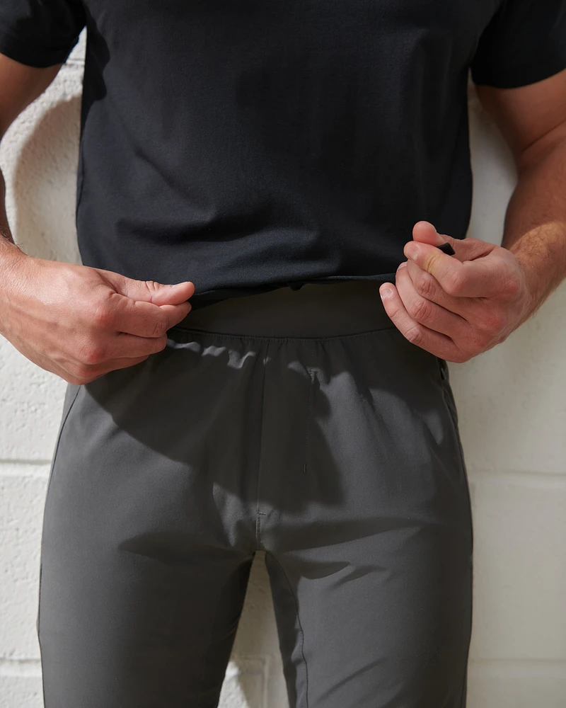 YPB motionTEK Training Jogger