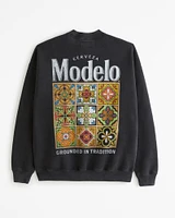 Modelo Graphic Crew Sweatshirt