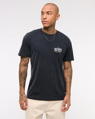 Modelo Graphic Tee