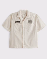 Short-Sleeve Cropped Graphic Workwear Button-Up Shirt