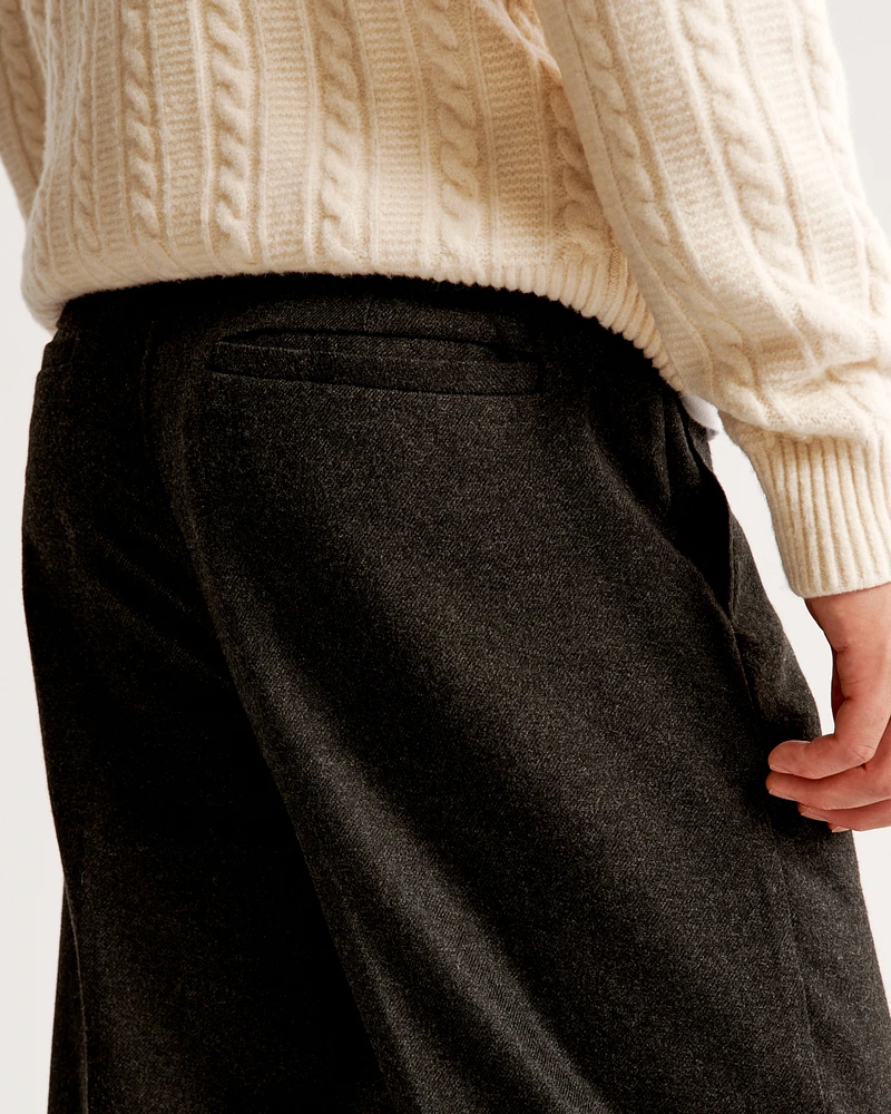 Pleated Trouser