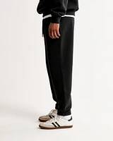 Essential Sweatpant