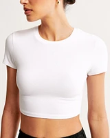 Essential Ultra Cropped Baby Tee