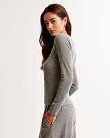 Long-Sleeve Cozy Lounge Knit Tuckable Crew Tee