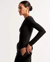 Long-Sleeve Crepe Asymmetrical One-Shoulder Bodysuit