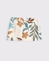 The A&F Scarlett Mid Rise Linen-Blend Mini Skort