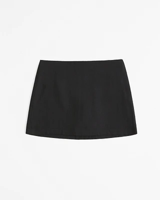 The A&F Scarlett Mid Rise Linen-Blend Mini Skort