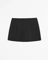 The A&F Scarlett Mid Rise Linen-Blend Mini Skort