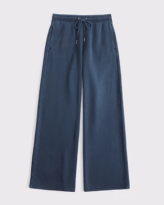 Essential Sunday Wide Leg Sweatpant