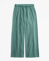 Essential Mid Rise Wide Leg Sweatpant