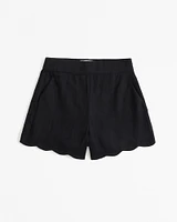 Premium Linen Scallop-Hem Tailored Short